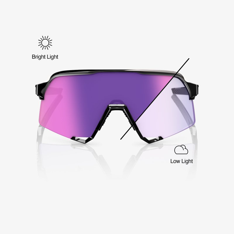 Gafas 100% S3 fotocromáticas de frente, con la lente dividida en dos tonos para mostrar el cambio con sol y con poca luz