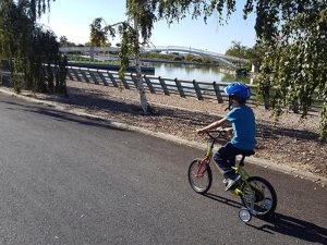 Ruta en bici con niños parque Juan Carlos I